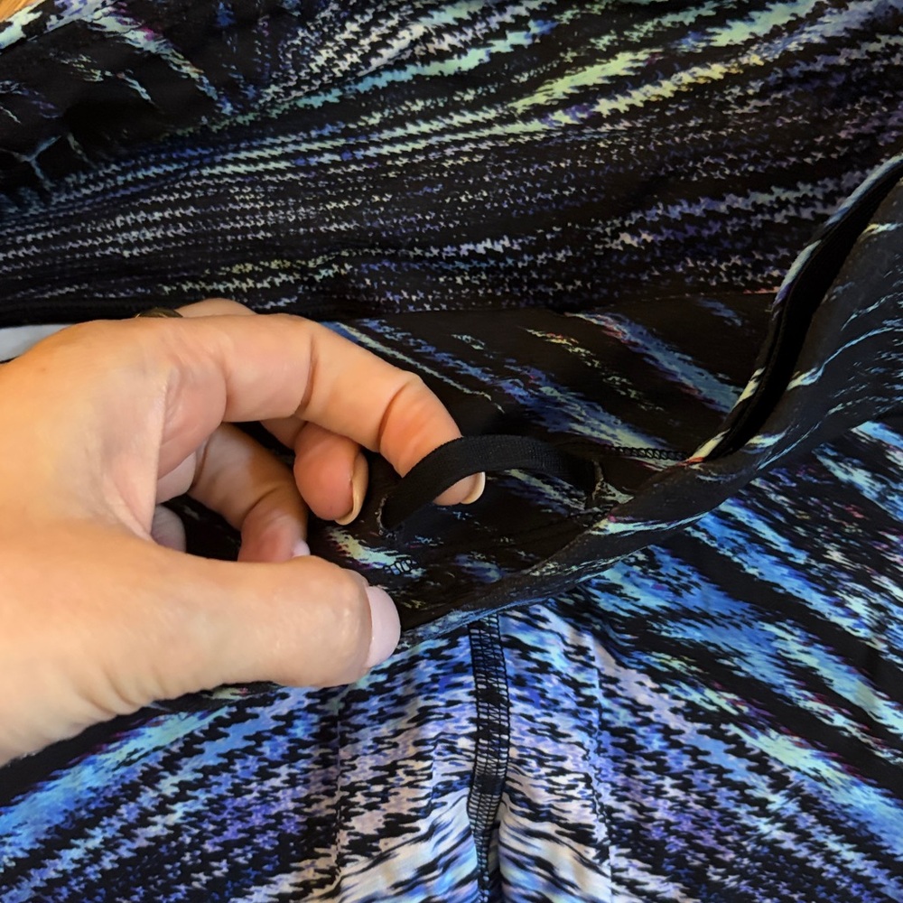 Patterned Lulu Leggings - Picture 3 of 4